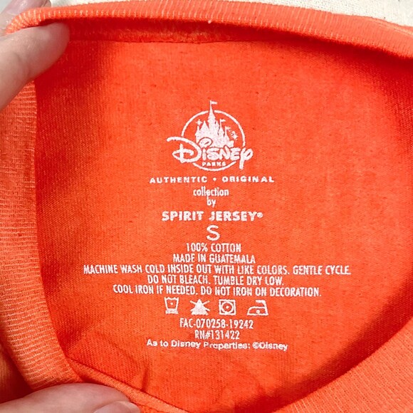 Disneyland Coral Spirit Jersey Shirt Top Ombre Glitter Ariel's Grotto Sz Small - Picture 5 of 8